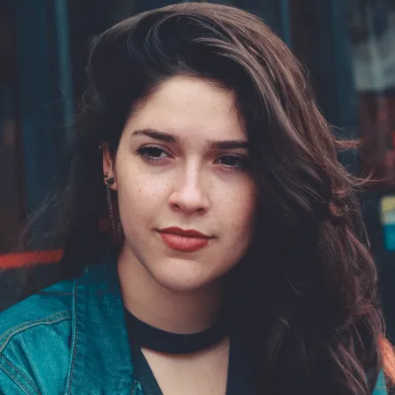 تفسير حلم تساقط الشعر عند لمسه