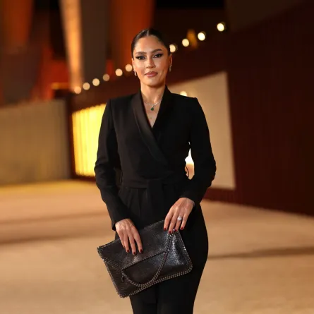 ندى موسي بمجوهرات مرصوفة بالزمرد في ختام مهرجان الجونة السينمائي