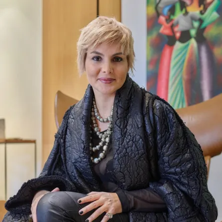 المهندسة والمصممة كارول عكاري