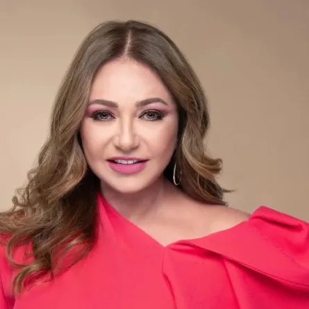 ليلى علوي -الصورة من صفحتها على الفيسبوك