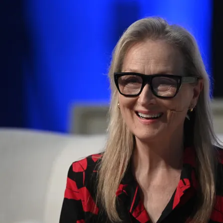 ميريل ستريب Meryl Streep في معرض Fabrica de Armas.. (مصدر الصورة: by MIGUEL RIOPA / AFP)