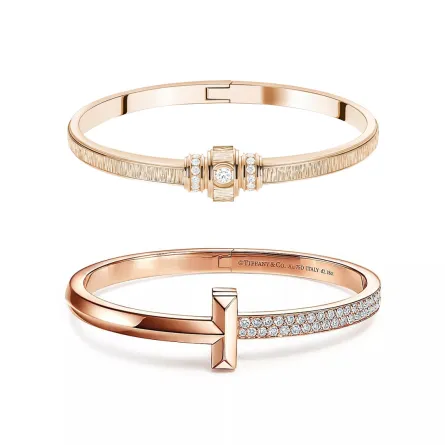 أساور ذهب وردي رفيعة من أشهر الدور العالمية