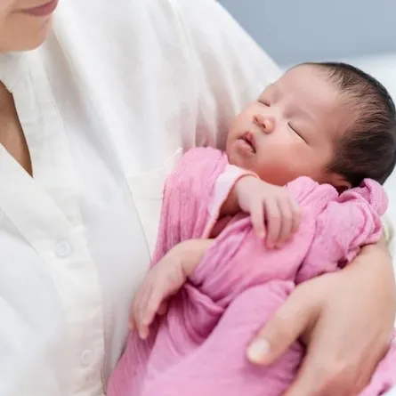 أسباب الهربس المكتسب عند الولادة - «الصورة من موقع AdobeStock» 