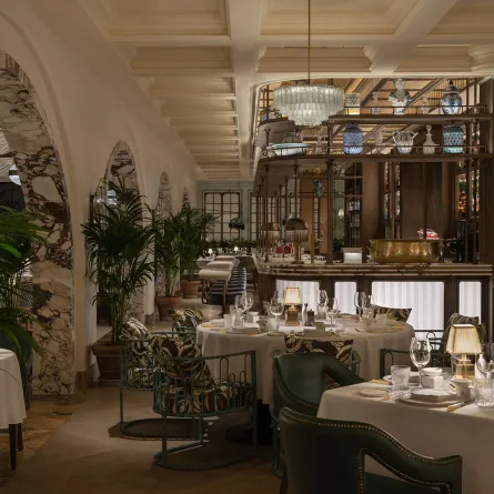 احتفالات لا تُنسى أمام إطلالات خلاّبة في مطعم لورين ريستورانتي خلال موسم الأعياد