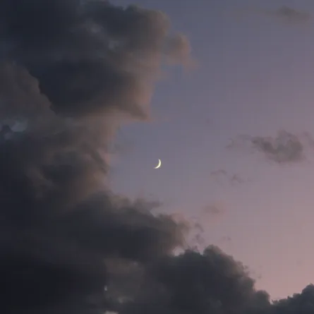 اقتران القمر بكوكب الزهرة فجر السبت.. يُرى بالعين المجردة - Pexels by Nuray Yakın