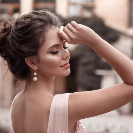 موديلات تسريحات شعر مرفوعة 