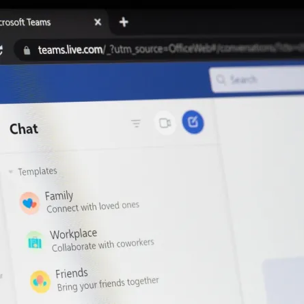 كيفية الدردشة عبر الرسائل القصيرة على Microsoft Teams