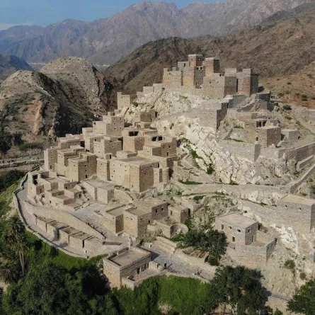 هيئة التراث السعودية تثري قرية ذي عين الأثرية بالفعاليات التراثية - الصورة من واس