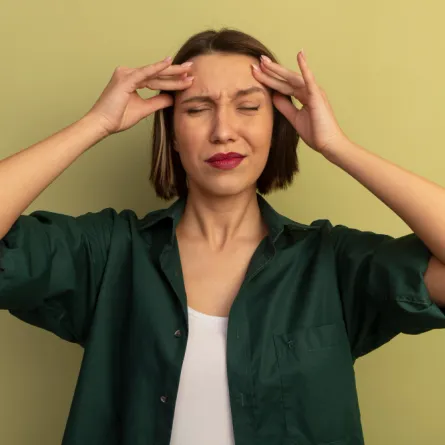 أبو وجه هو مرض يصيب أعصاب الوجه 