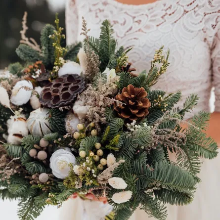 صورة تعبيرية لفرحة العروسين