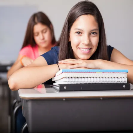 صورة لمراهقة