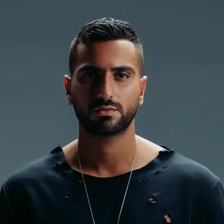 الصورة من صفحة محمد الشرنوبي على الفيس بوك