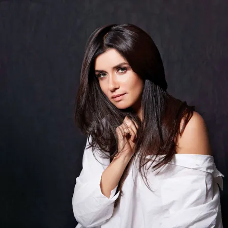 غادة عادل- الصورة من صفحتها الرسمية على فيسبوك