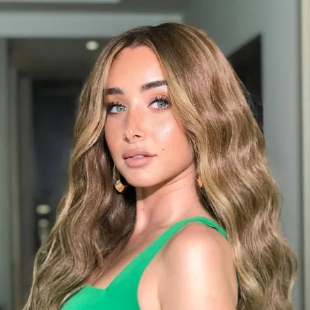 الصورة من حساب هنا الزاهد على انستغرام