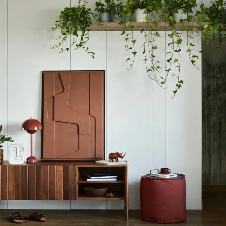 الخزانة الجانبية قطعة أثاث مرغوب بها في الطراز "المودرن"