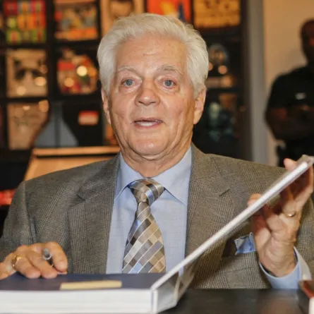 بيل هايز في برمنغهام، ألاباما (Bill Hayes in Birmingham, Alabama). مصدر الصورة: Skip Bolen/Getty Images for Days of our Lives/AFP