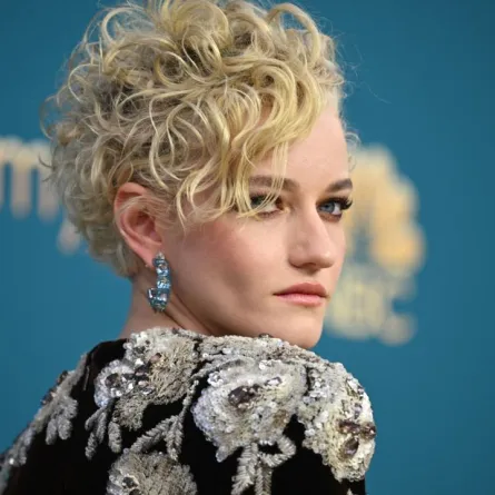 جوليا غارنرJulia Garner،  مصدر الصورة: Photo by Robyn BECK / AFP