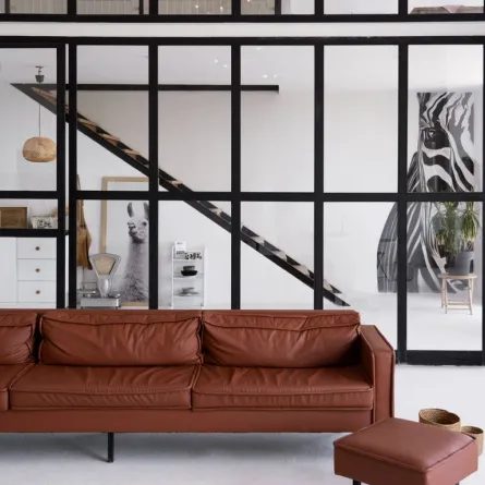 الأثاث الجلد في 2024 كلاسيكي 