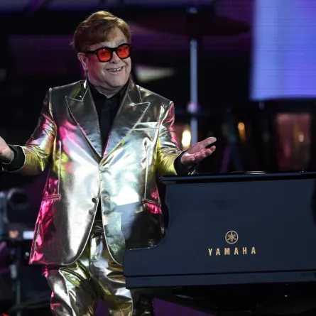 إلتون جون  Elton John في مهرجان Glastonbury (مصدر الصورة: Oli SCARFF / AFP)
