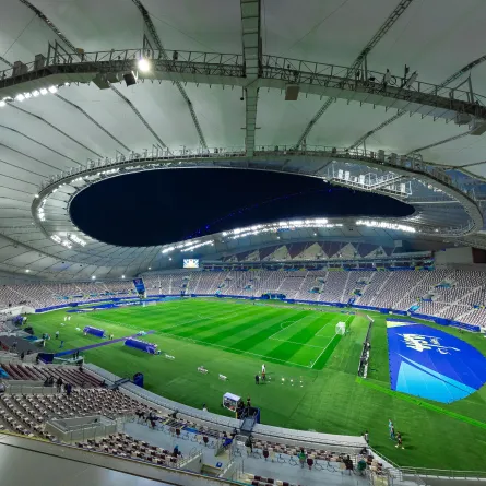 استاد خليفة الدولي 