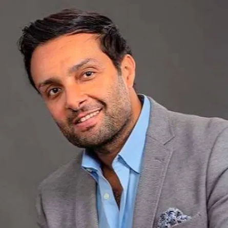 وائل عبد العزيز الصورة من صفحته على فيسبوك