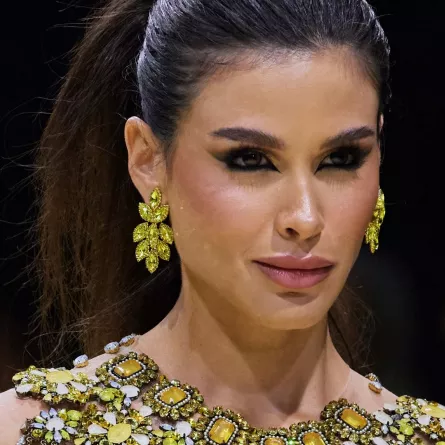 مكياج عيون سموكي موضة شتاء 2024