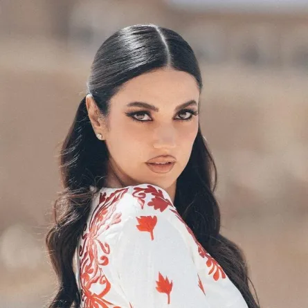 الفنانة درة  - الصورة من صفحتها الرسمية على انستغرام 