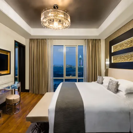 فندق كمبينسكي مول الإمارات