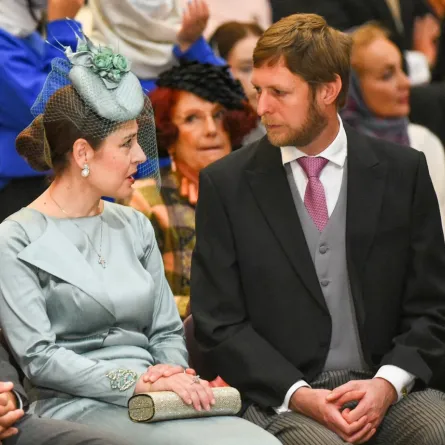 الأمير ليكا والأميرة إيليا Prince Leka and his wife Elia Zaharia في حفل زواجهما.. (مصدر الصورة:Olga MALTSEVA / AFP)