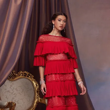 فستان من ماركة Tadashi Shoji - الصورة من Launchmetrics/Spotlight ©