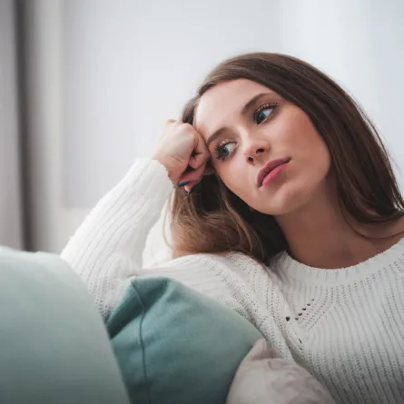 هل أنت شخصية شديدة الحساسية؟.. طبيبة تطلعك على 7 علامات