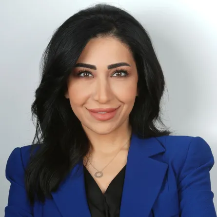 ألمذيعة السعودية أحلام اليعقوب 