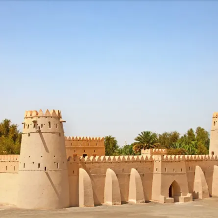 تأهيل قلعة الجاهلي بتنسيق من دائرة الثقافة والسياحة بأبوظبي - الصورة من مكتب أبوظبي الإعلامي