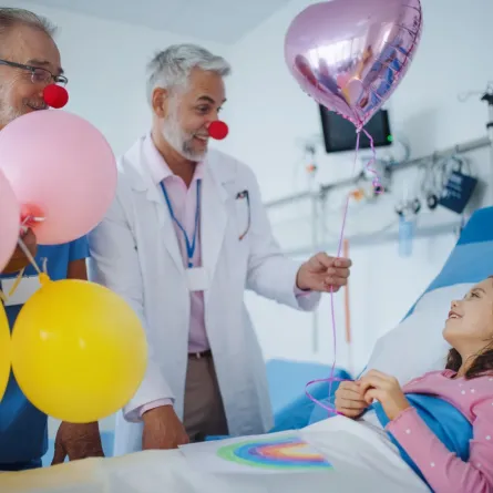 صورة طفلة مصابة باللوكيميا