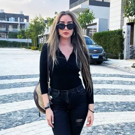 هنا الزاهد في إطلالة شتوية- الصورة من حسابها على انستغرام