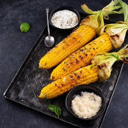 مهمة جداً في الحفاظ على سلامة الأعصاب وعمل الإنزيمات