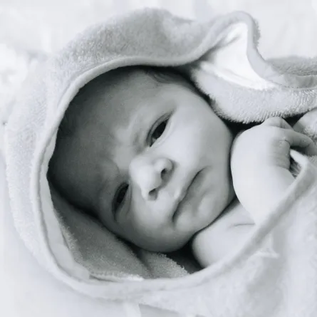 صورة طفل في الاسبوع الأول