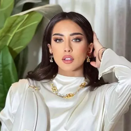 فرح الهادي - الصورة من صفحتها على انستغرام