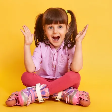 صورة لطفلة تعاني من فرط الحركة