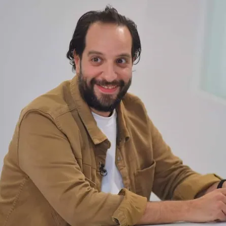 الفنان أحمد أمين