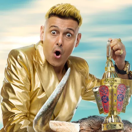 رامز جلال - الصورة من صفحته الرسمية على الفيس بوك