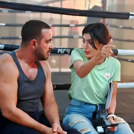 المخرجة مريم أحمدي وأحمد السقا في كواليس تصوير المسلسل - الصورة من حساب مريم أحمدي على إنستجرام