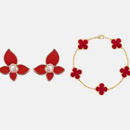 مجوهرات مرصوفة بأحجار كريمة حمراء من أشهر الدور العالمية