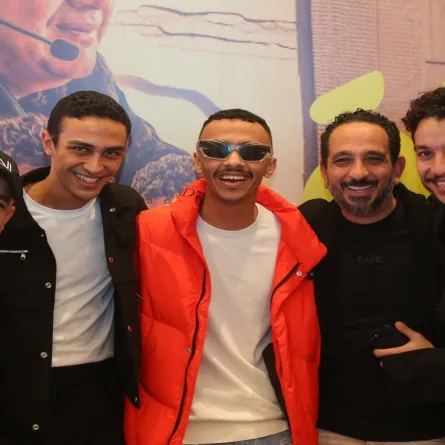 أبطال فيلم "الحريفة" مع المنتج طارق الجنايني - الصورة من حساب نور النبوي على إنستجرام