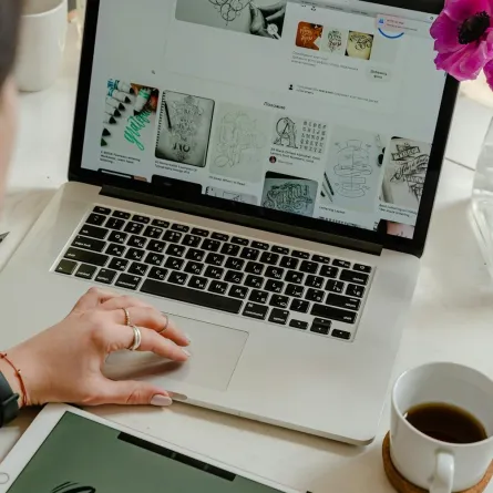 العمل على الكمبيوتر قد يؤثر على أعصاب اليدين 