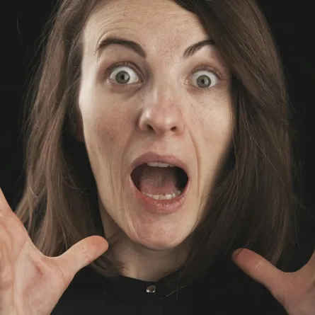 قد ينتج عن نوبات الهلع الشعور بتسارع ضربات القلب