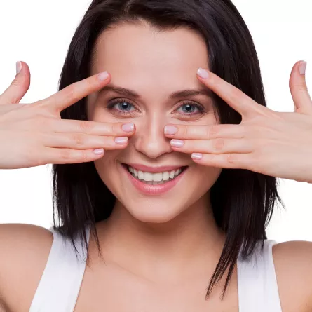 الفرق بين كريم العين والجل وماسك العين