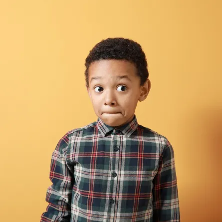 صورة لطفل كثير الحركة