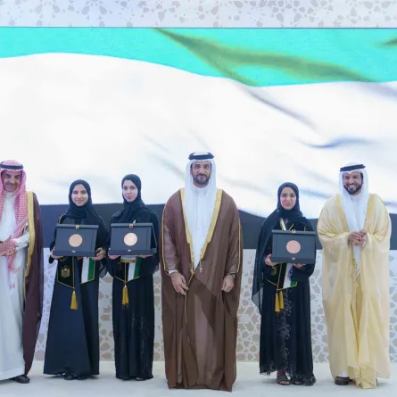 تكريم الفائزين بمناهزات اللغة العربية لدول الخليج. الصورة من مكتب الشارقة الإعلامي