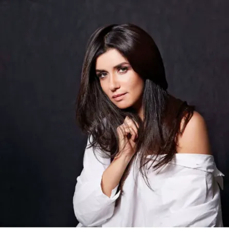 غادة عادل- الصورة من صفحتها الرسمية على فيسبوك